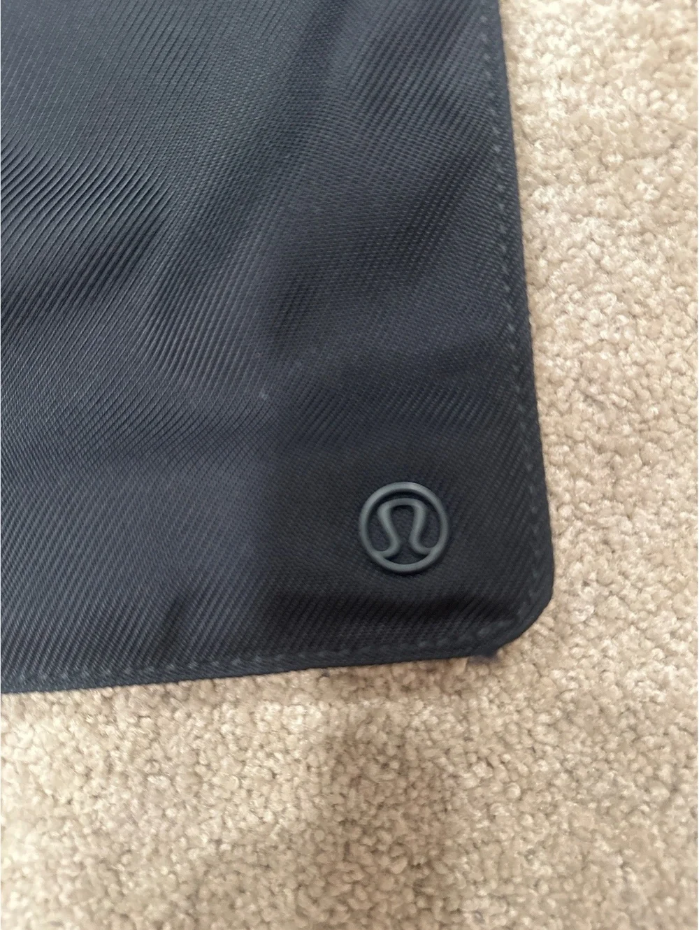 (4)Lululemon Black Wristlet Pouch